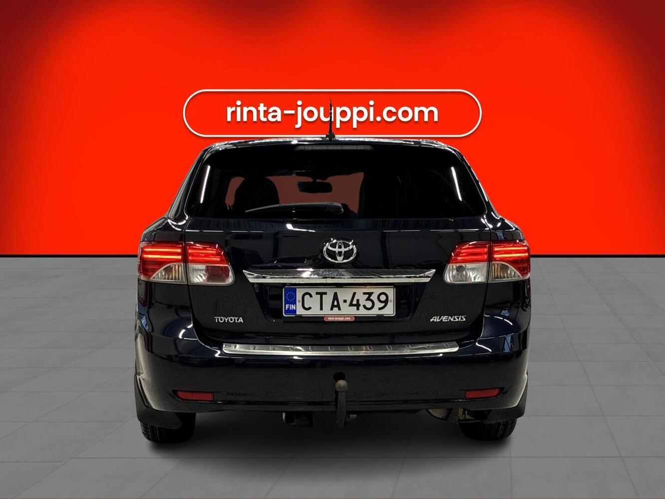 Toyota Avensis vaihtoauto