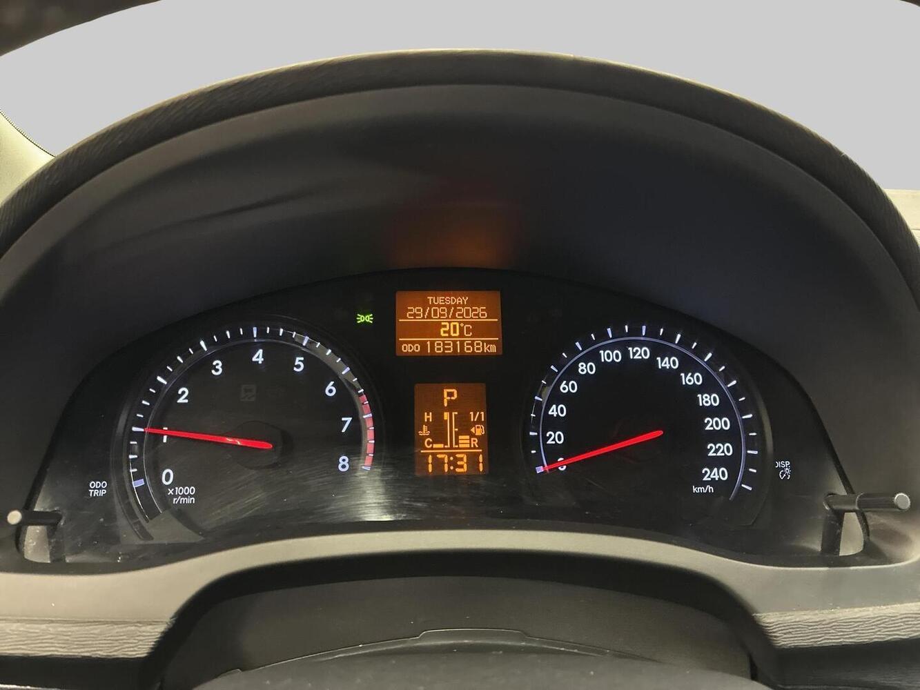 Toyota Avensis vaihtoauto