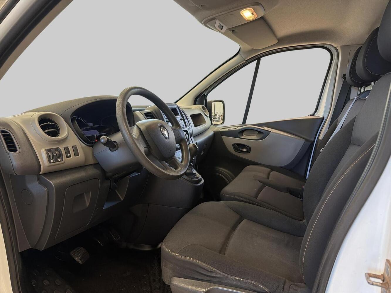 Renault Trafic vaihtoauto