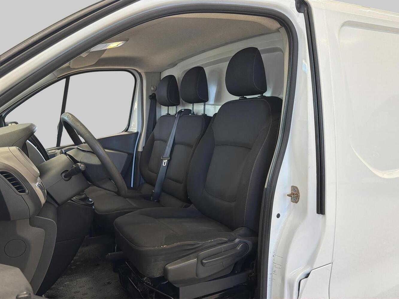 Renault Trafic vaihtoauto