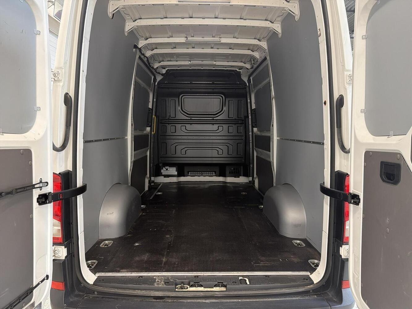 Volkswagen Crafter vaihtoauto