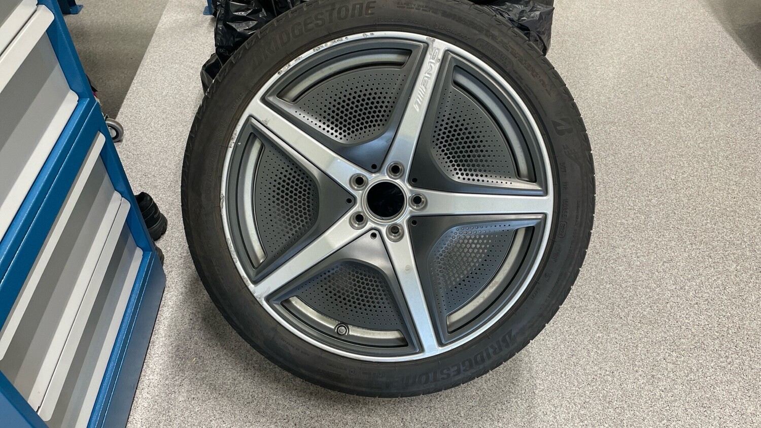 Mercedes-Benz EQE vaihtoauto