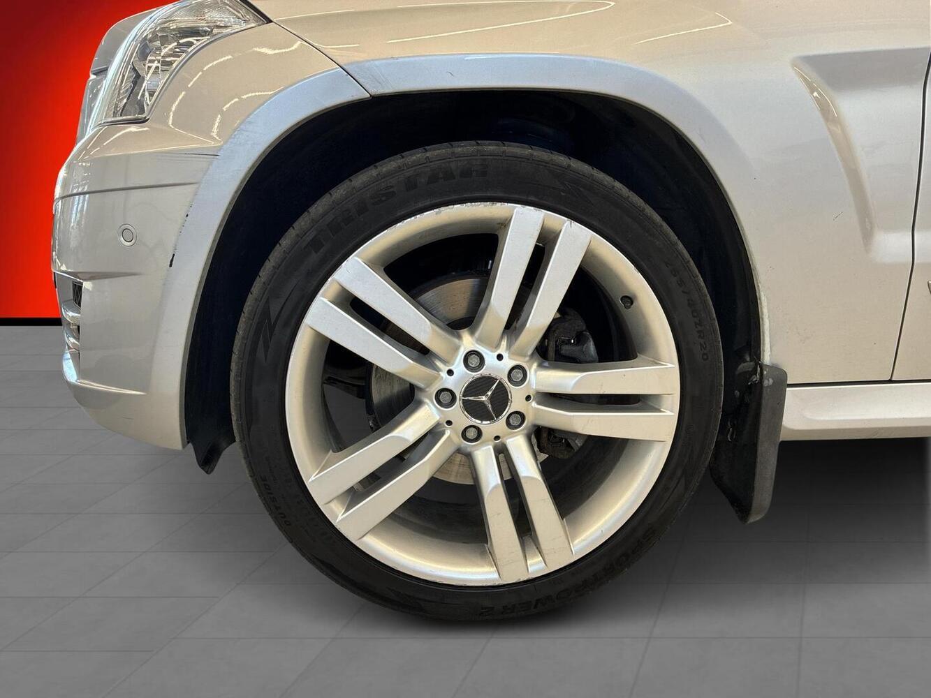 Mercedes-Benz GLK vaihtoauto