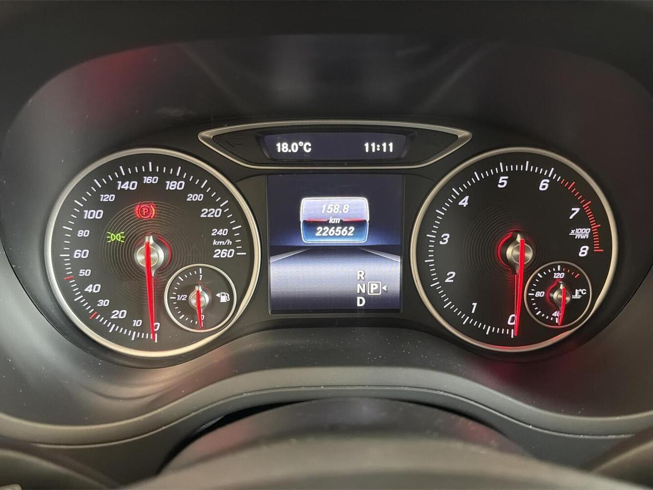 Mercedes-Benz B vaihtoauto