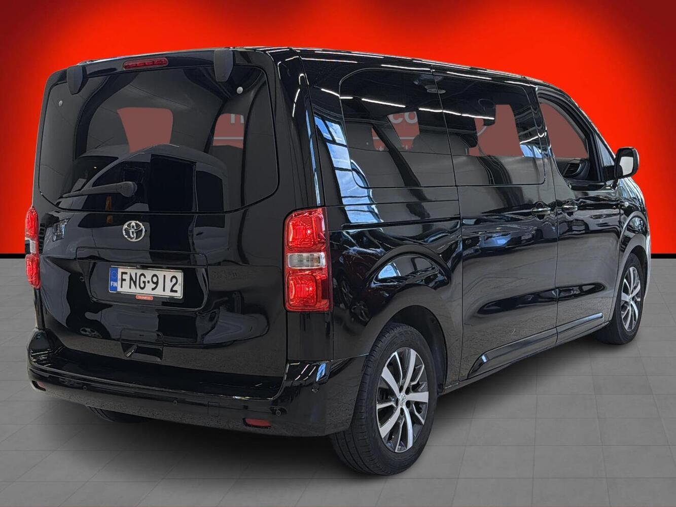 Toyota Proace Verso vaihtoauto