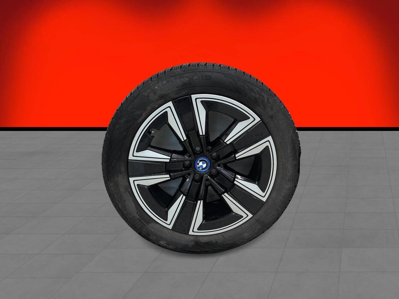 BMW iX3 vaihtoauto
