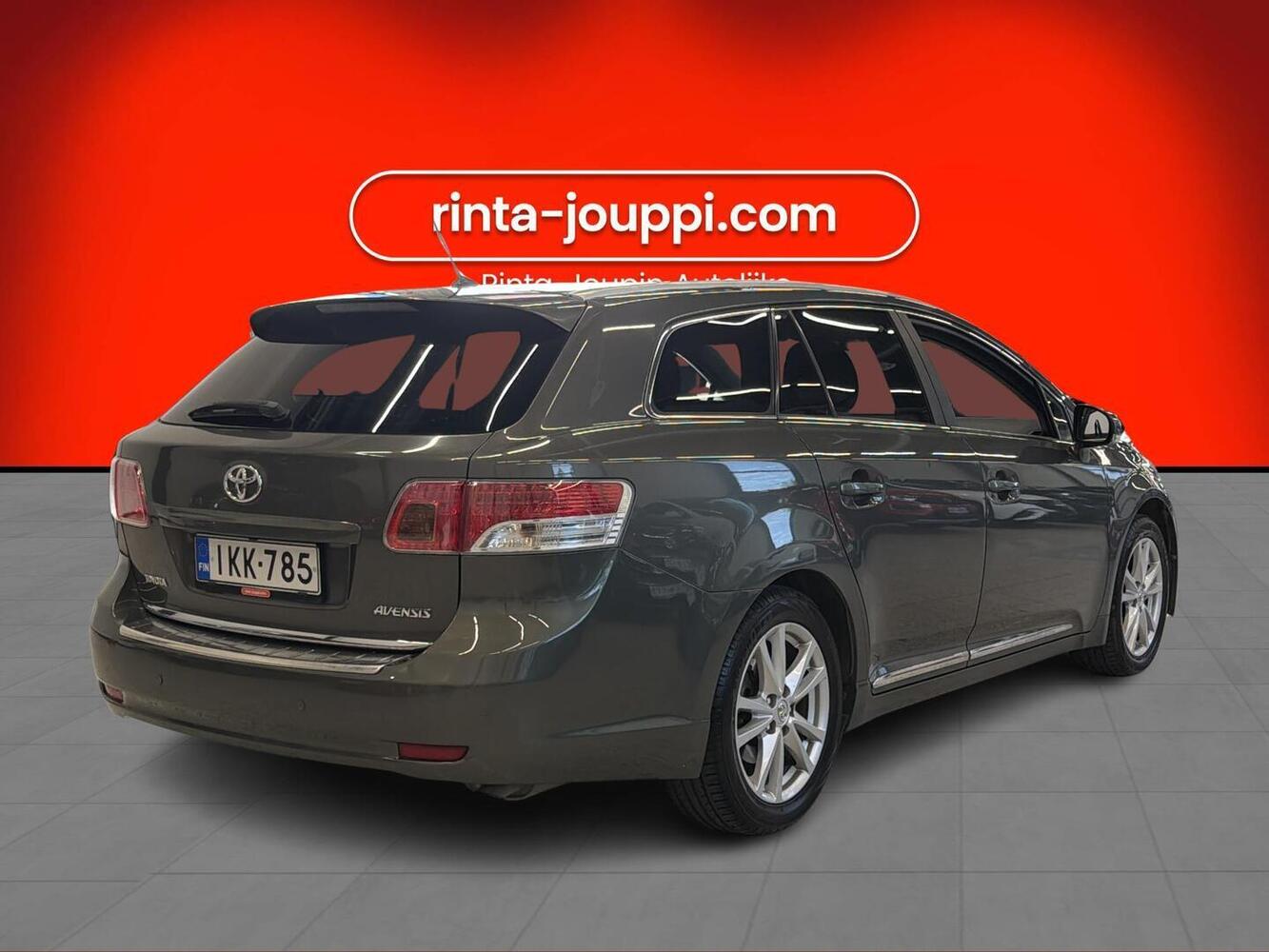 Toyota Avensis vaihtoauto