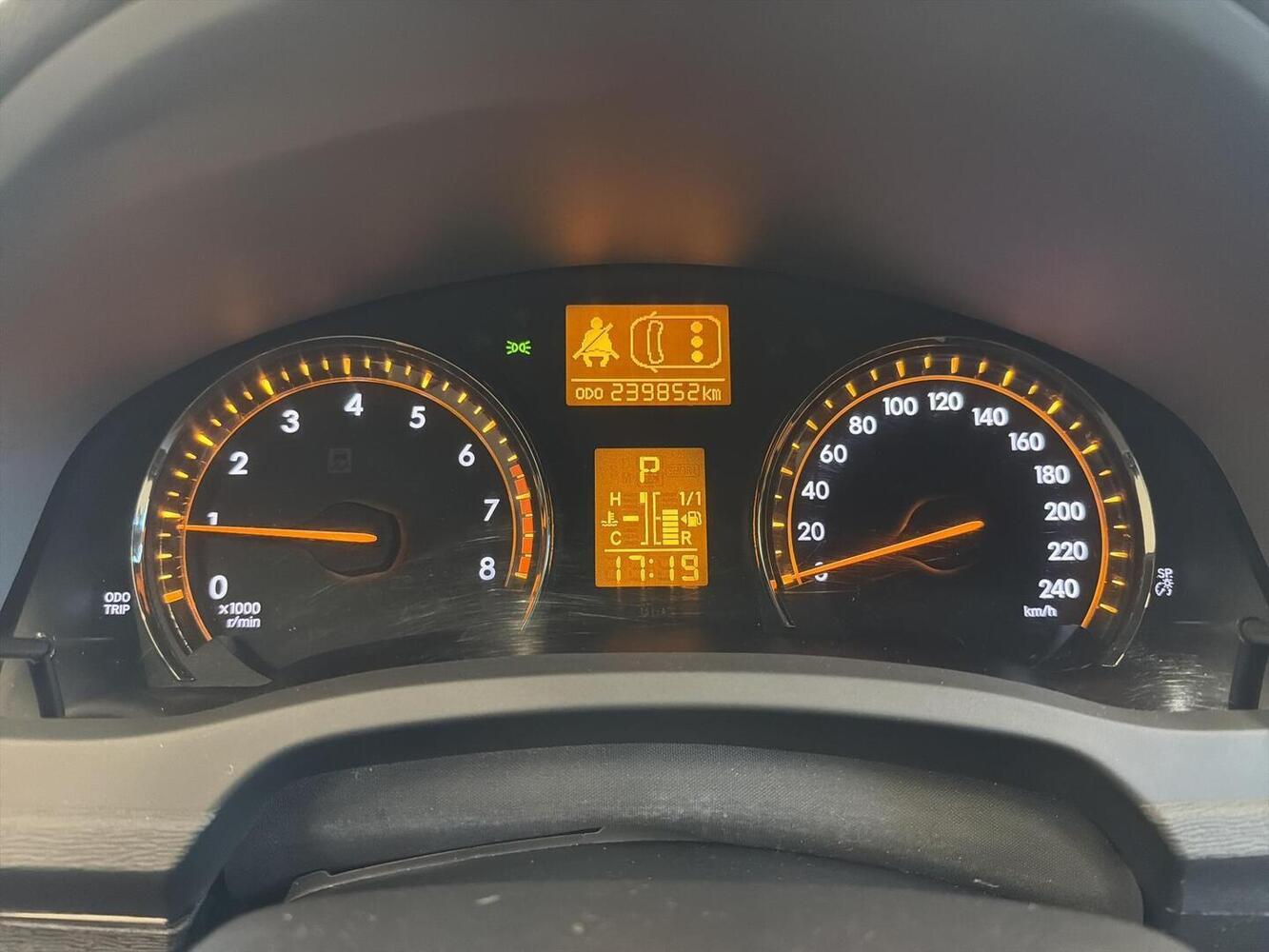Toyota Avensis vaihtoauto