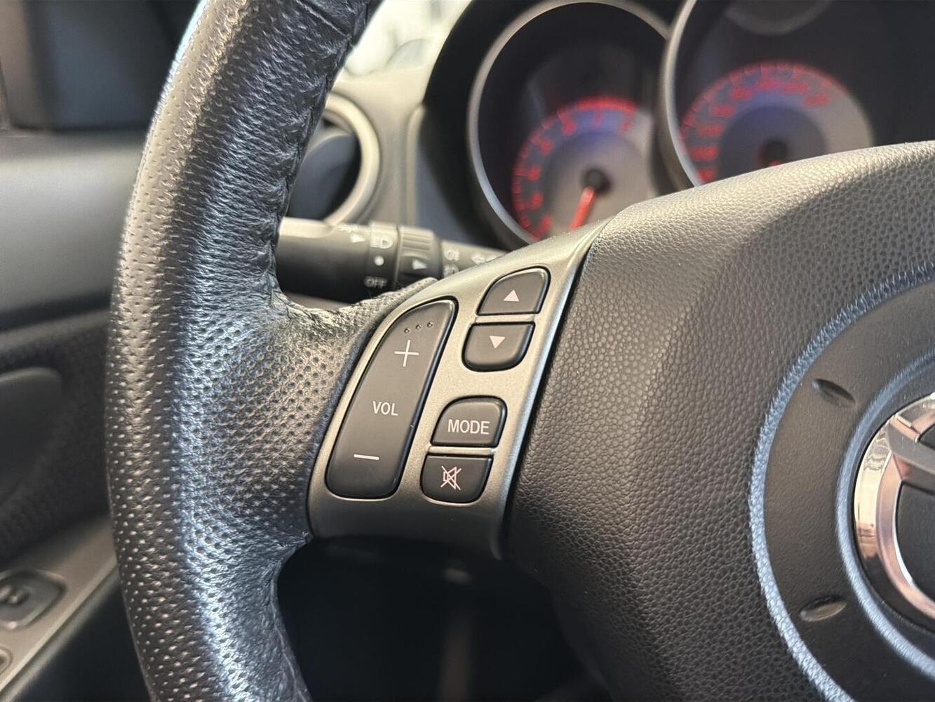 Mazda 3 vaihtoauto
