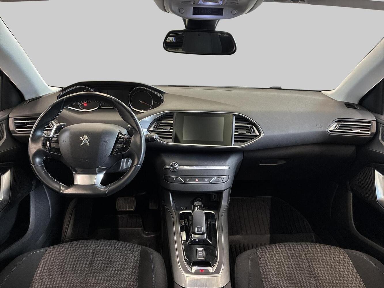 Peugeot 308 vaihtoauto