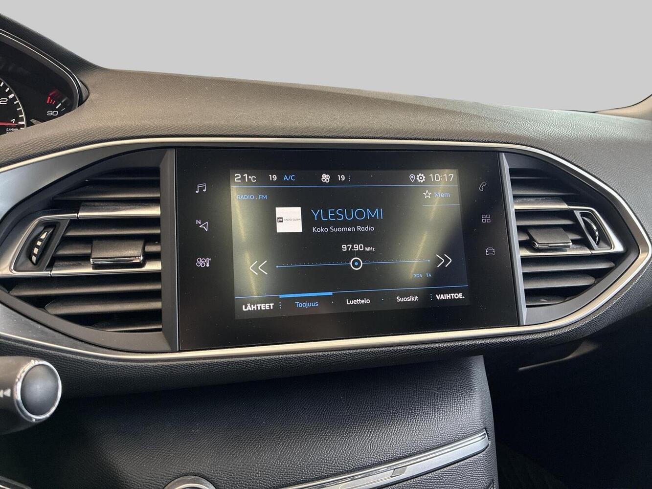 Peugeot 308 vaihtoauto