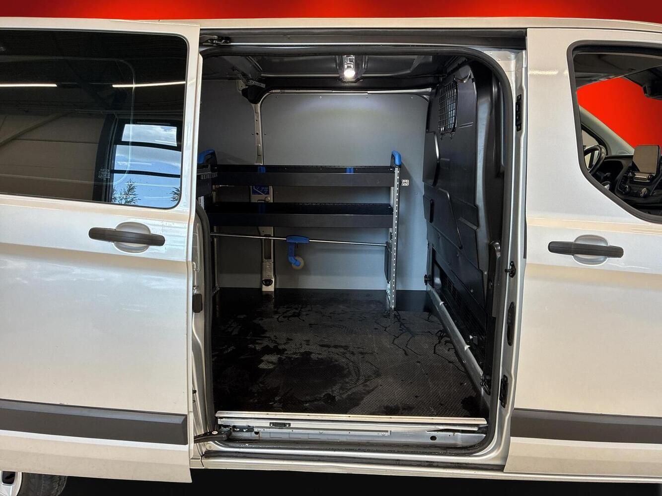 Ford Transit Custom vaihtoauto