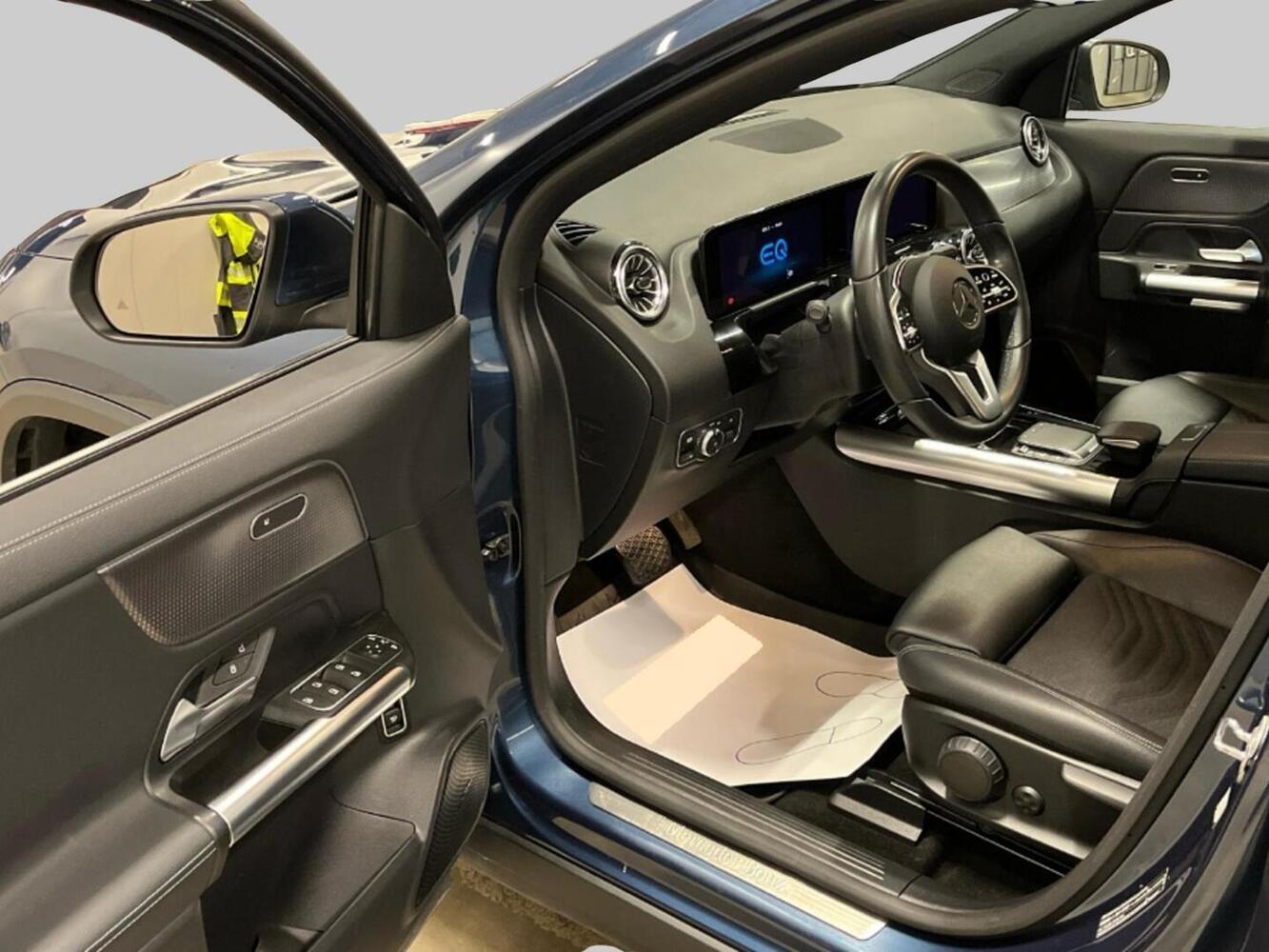 Mercedes-Benz EQA vaihtoauto