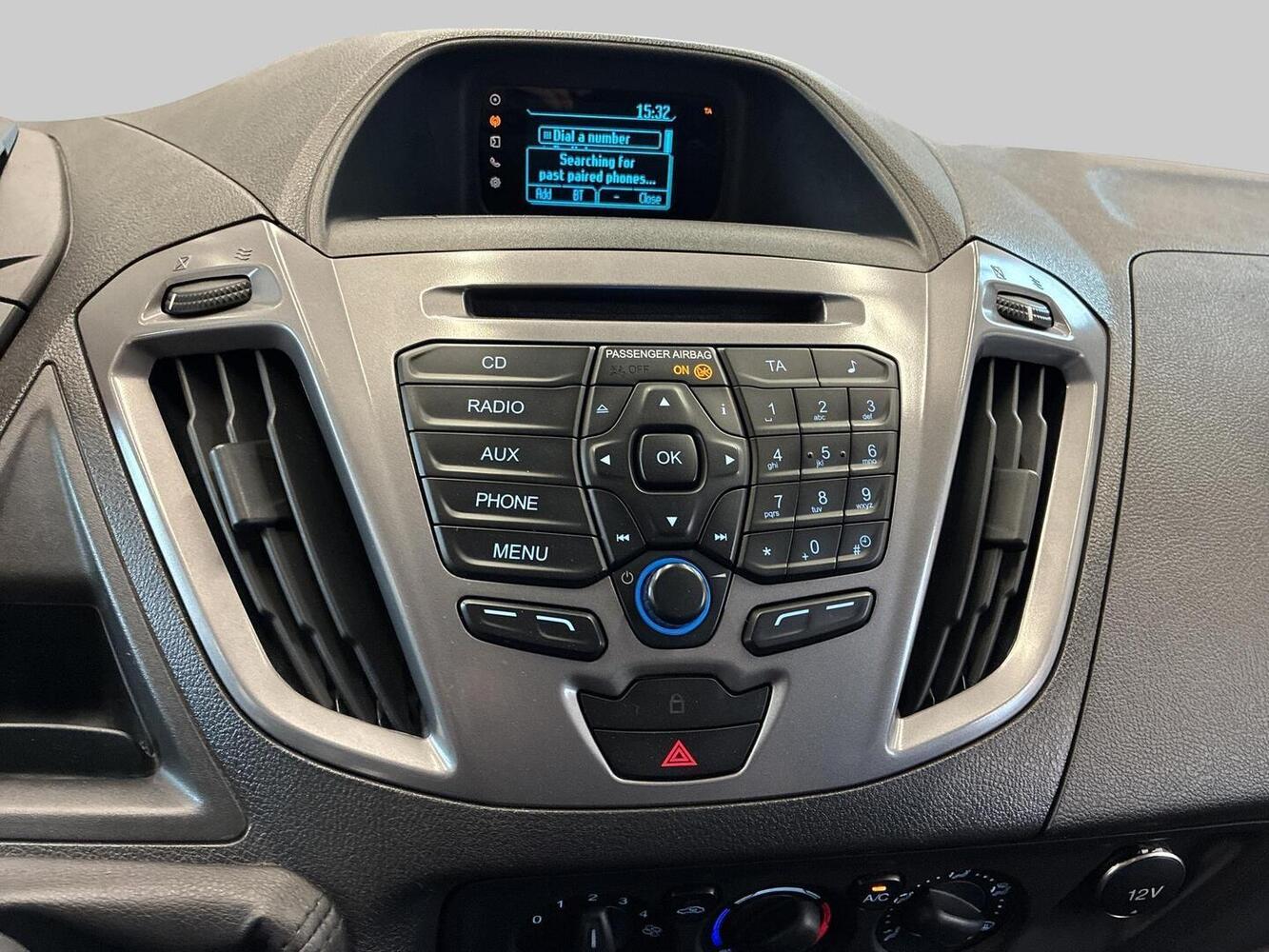 Ford Tourneo Custom vaihtoauto