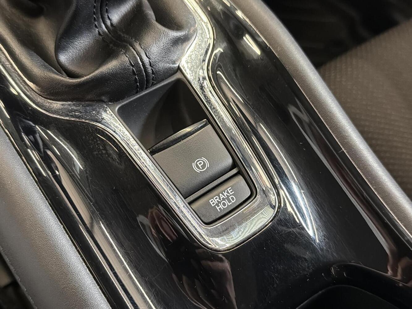 Honda HR-V vaihtoauto