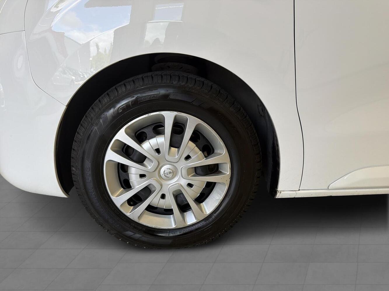 Opel Vivaro vaihtoauto