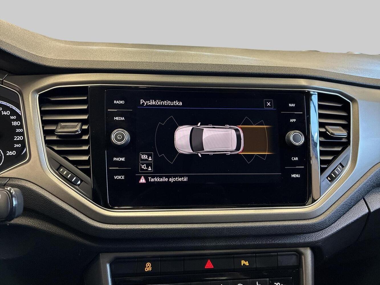 Volkswagen T-Roc vaihtoauto
