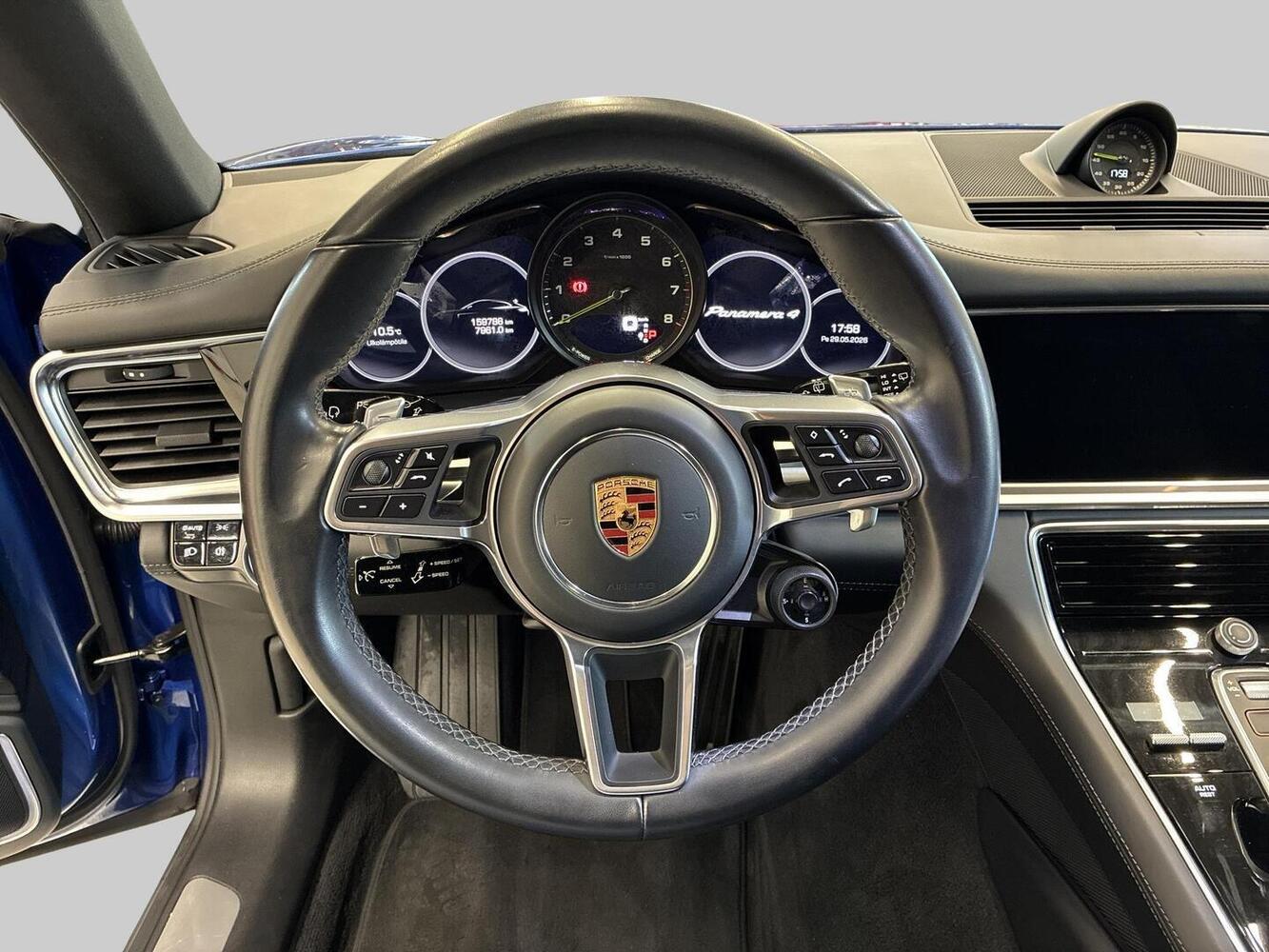 Porsche Panamera vaihtoauto