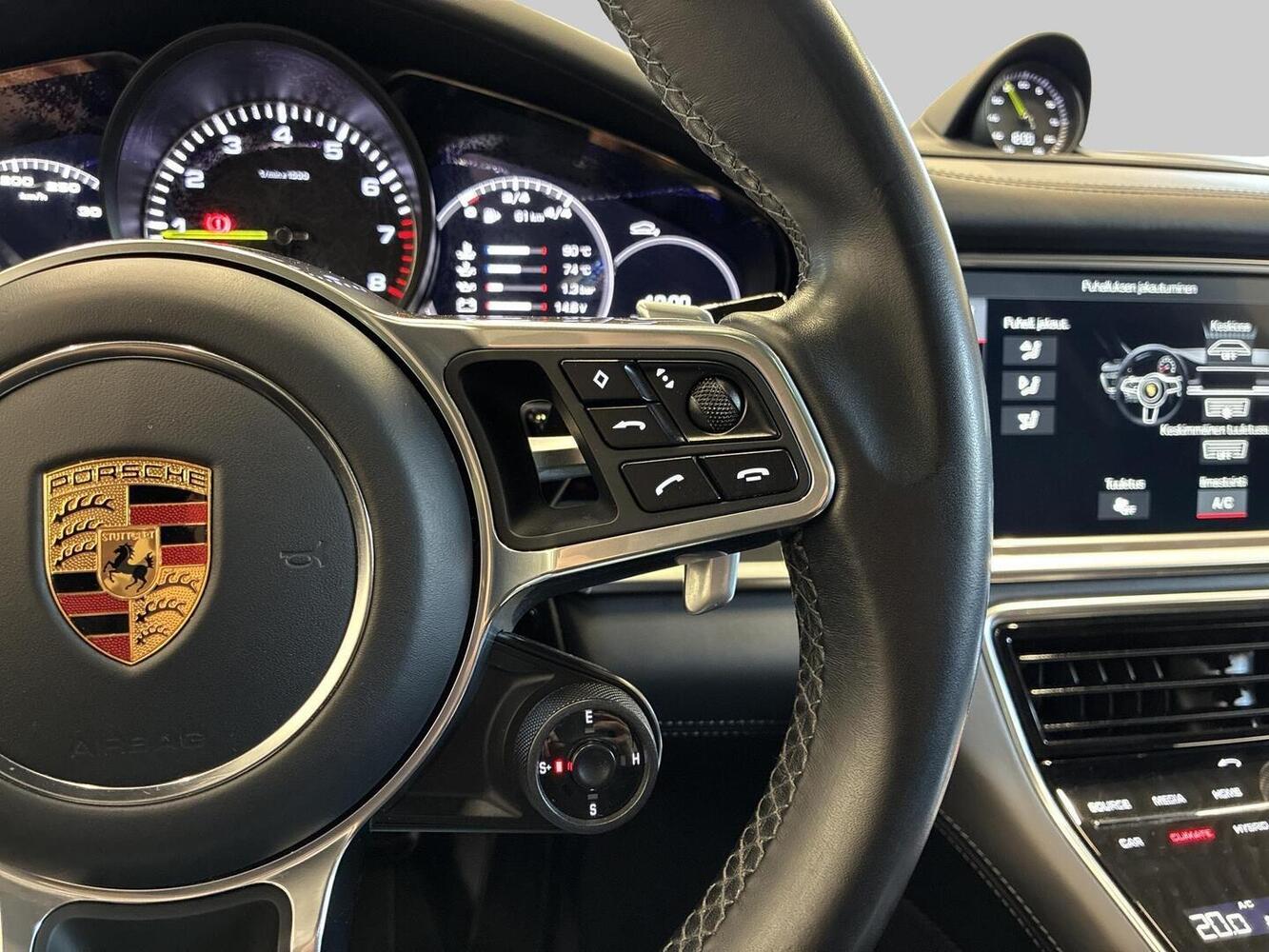 Porsche Panamera vaihtoauto