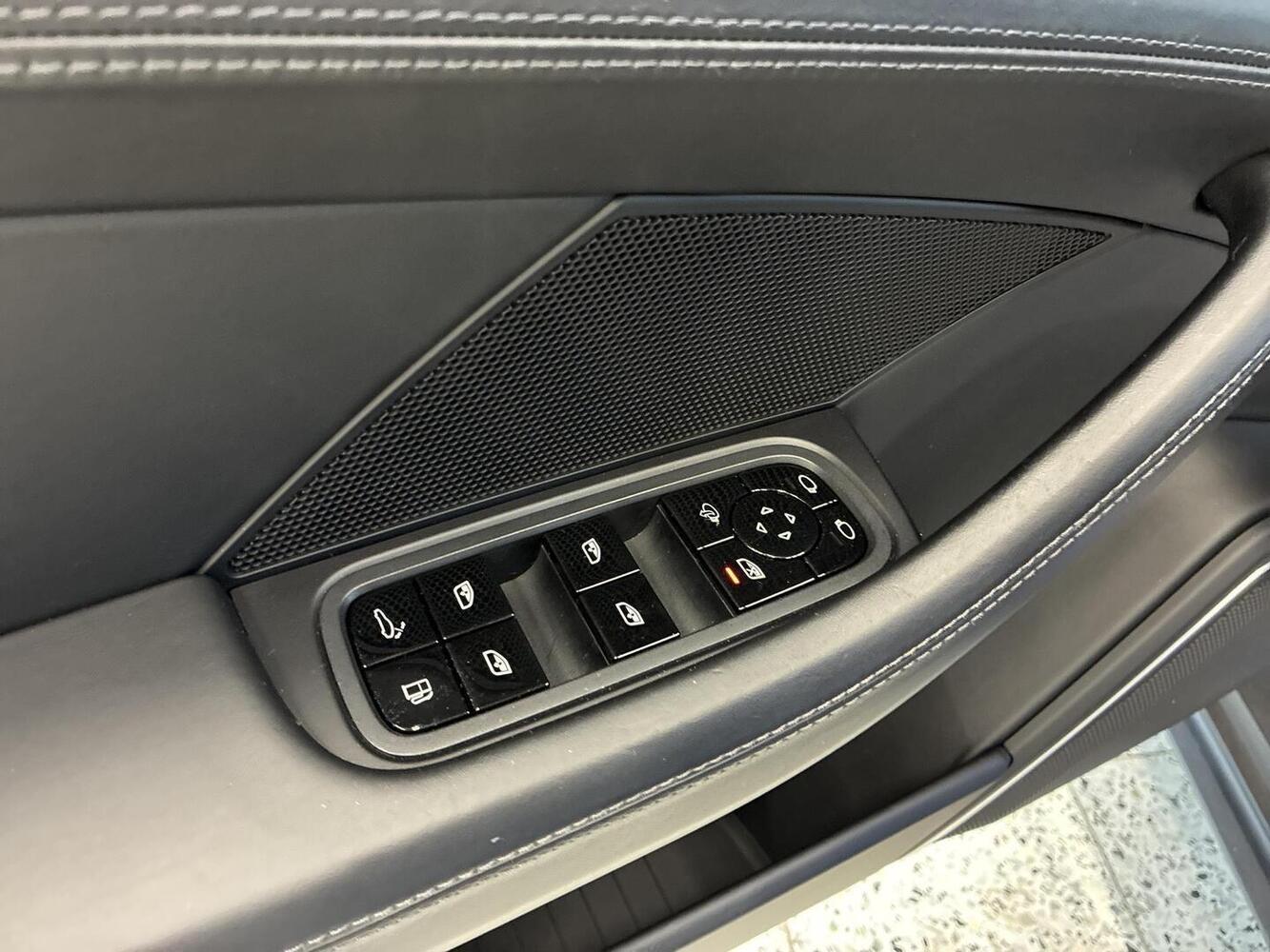 Porsche Panamera vaihtoauto