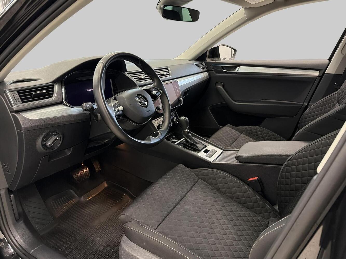 Skoda Superb vaihtoauto