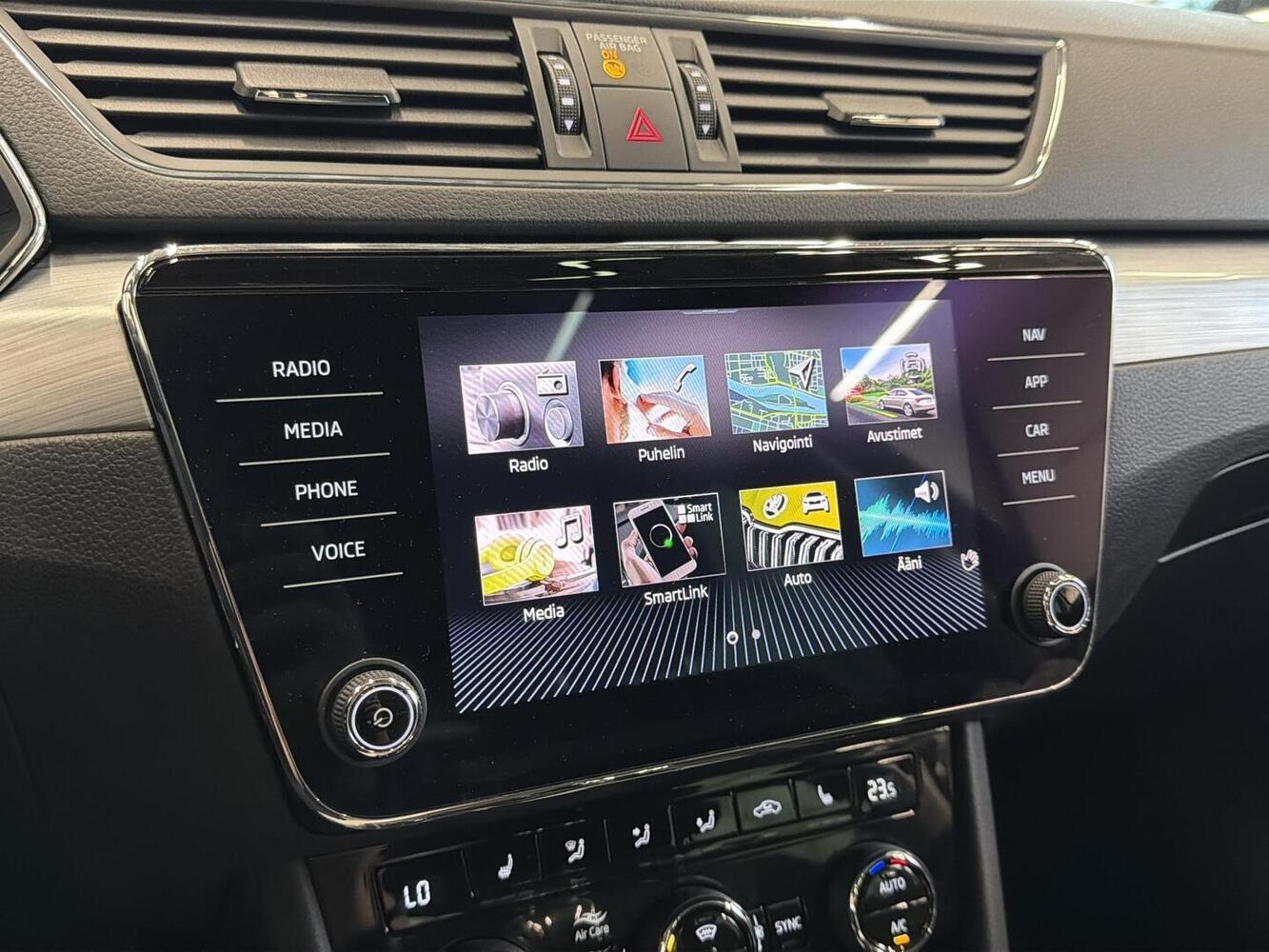 Skoda Superb vaihtoauto