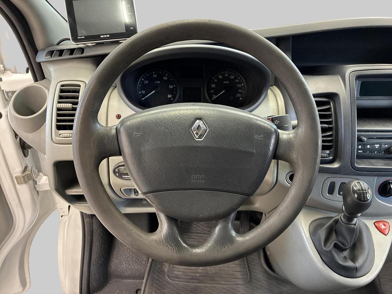 Renault Trafic vaihtoauto