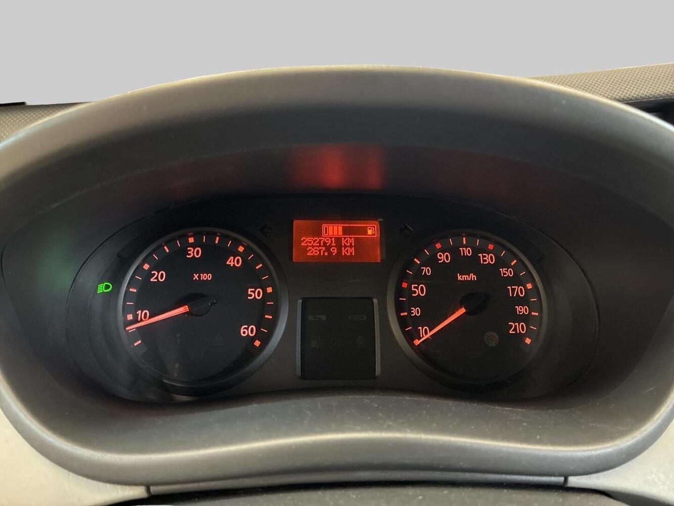 Renault Trafic vaihtoauto