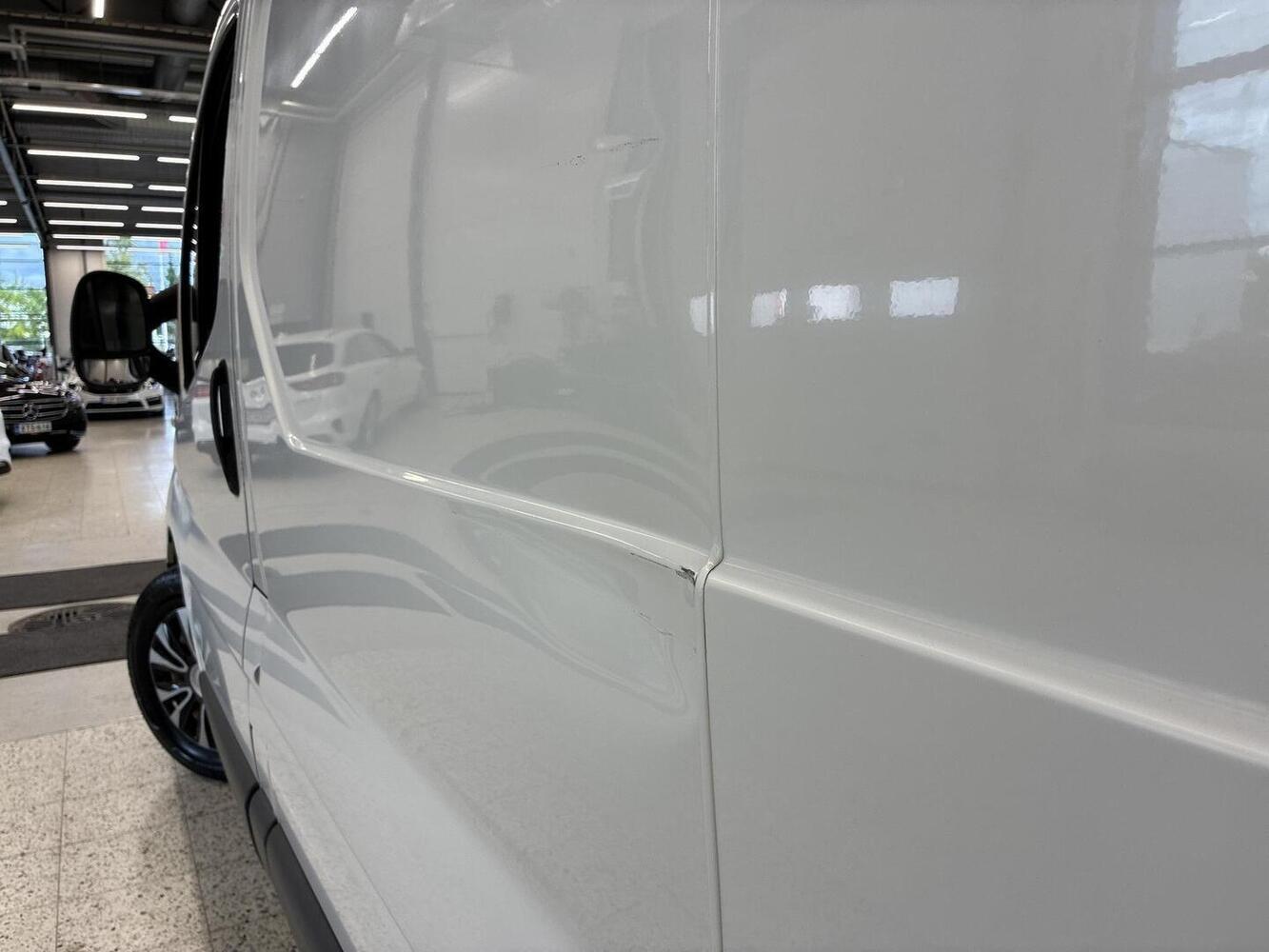 Renault Trafic vaihtoauto