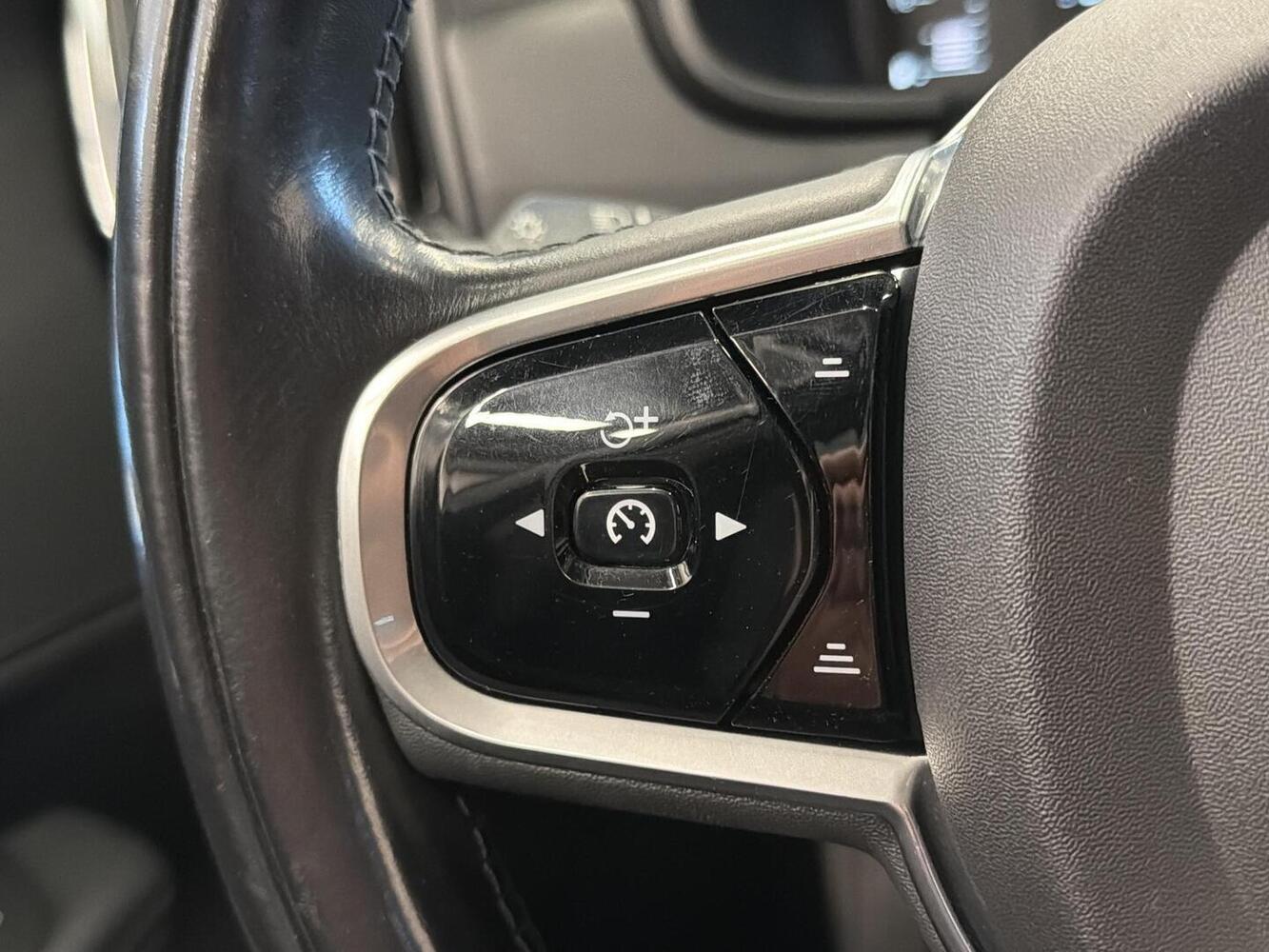 Volvo V90 Cross Country vaihtoauto