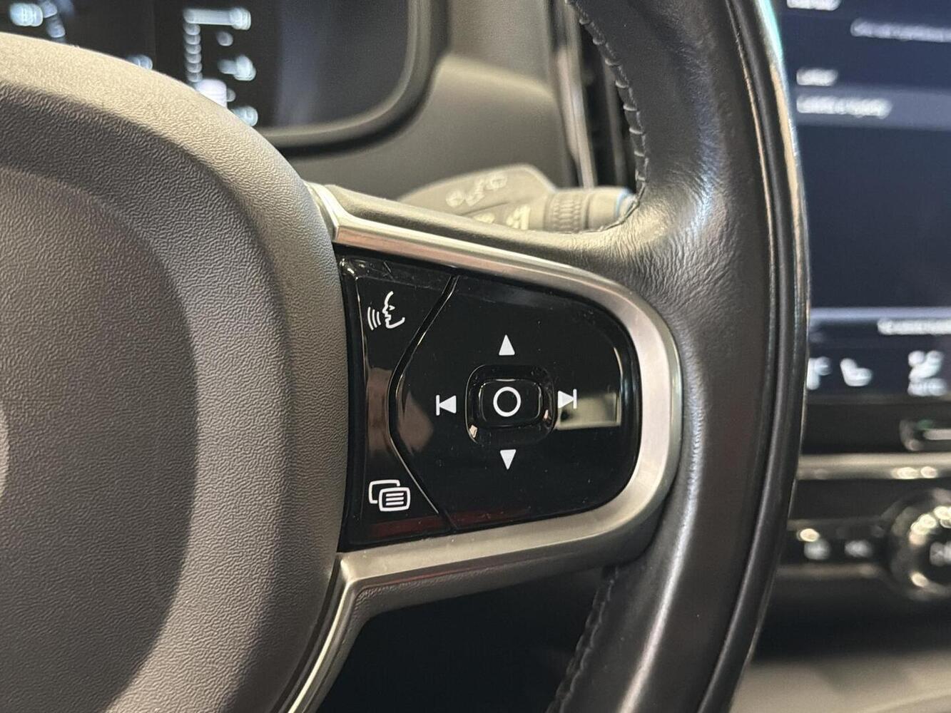 Volvo V90 Cross Country vaihtoauto