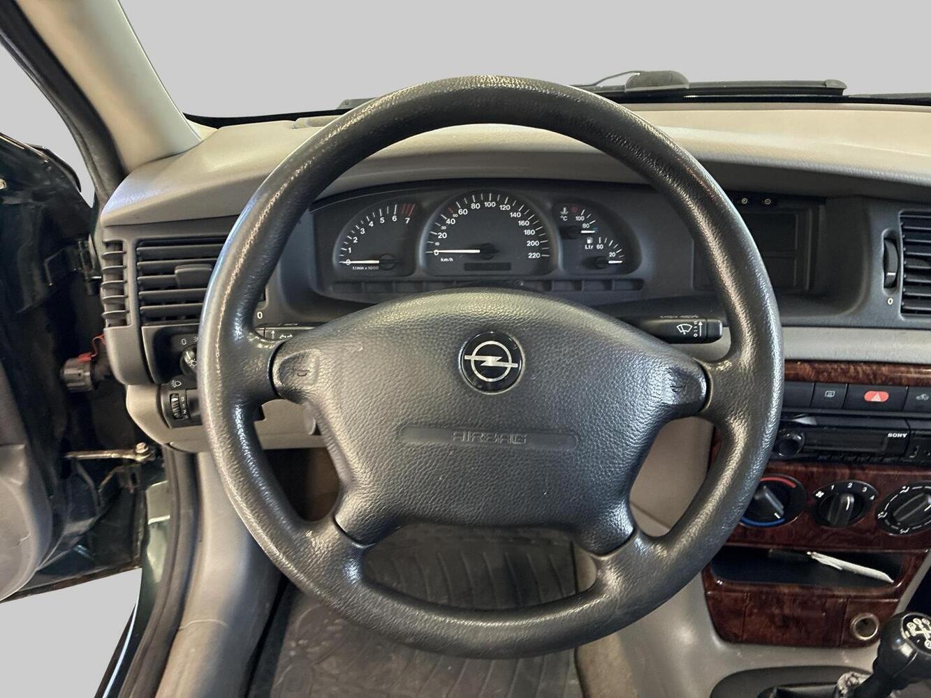 Opel Vectra vaihtoauto