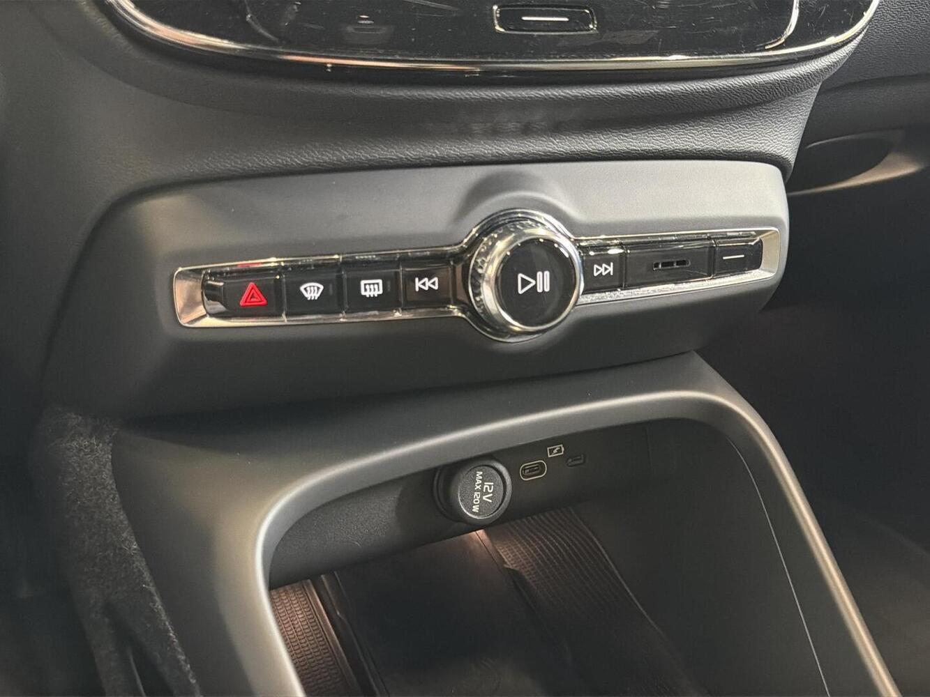 Volvo XC40 vaihtoauto