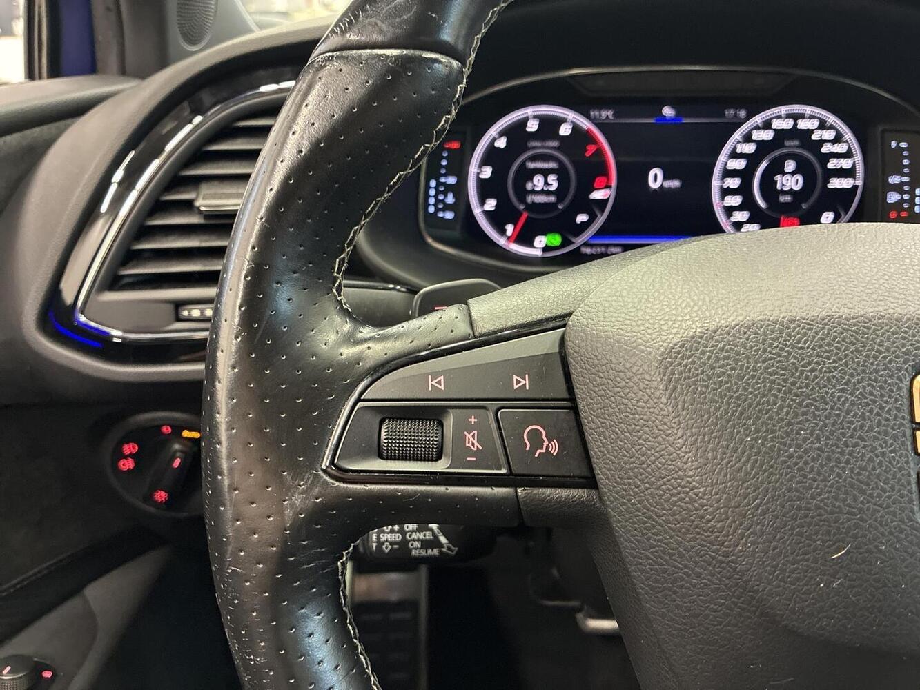 SEAT Leon ST vaihtoauto