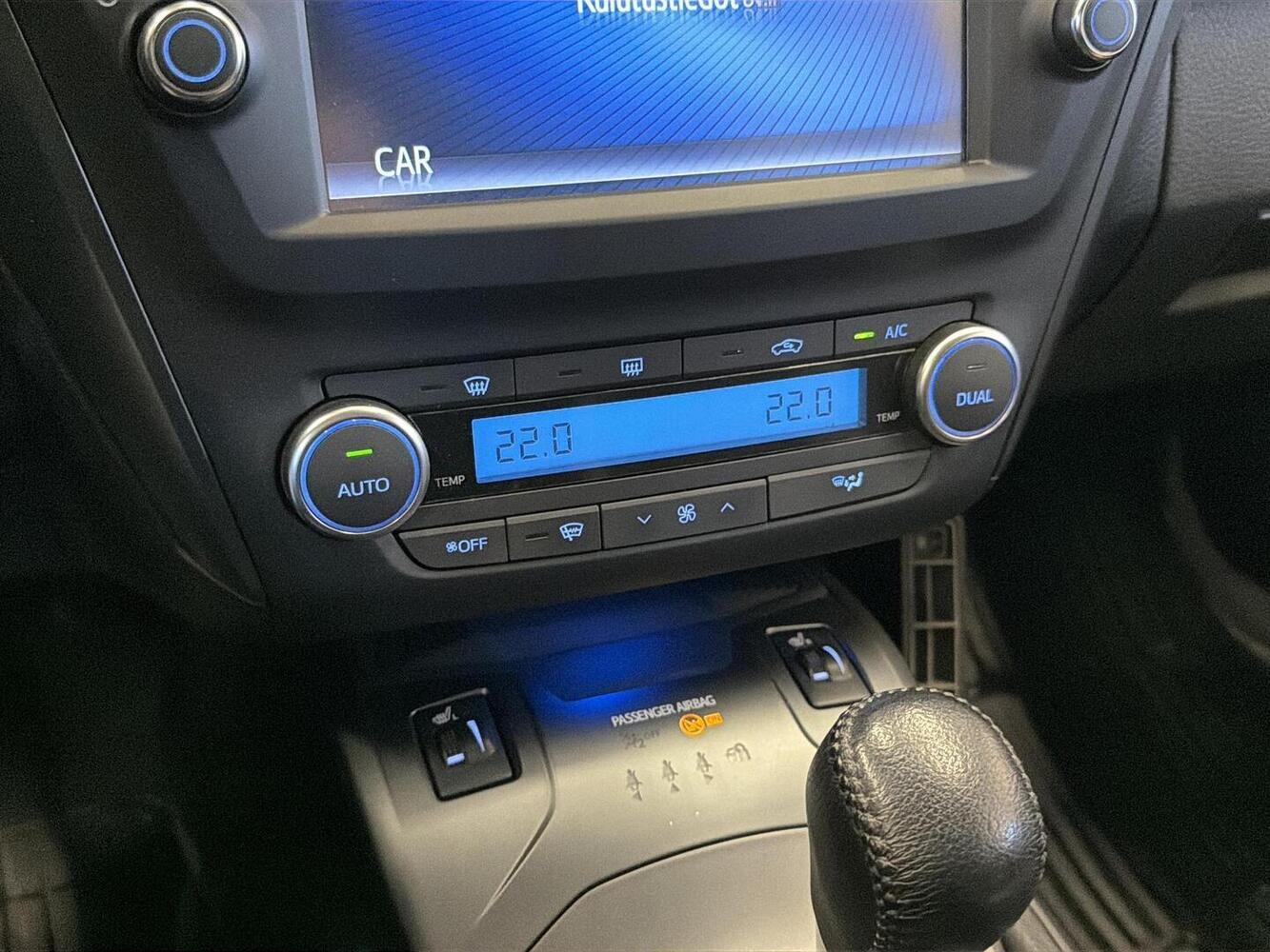Toyota Avensis vaihtoauto