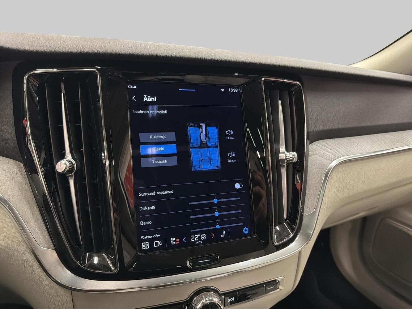 Volvo V60 vaihtoauto