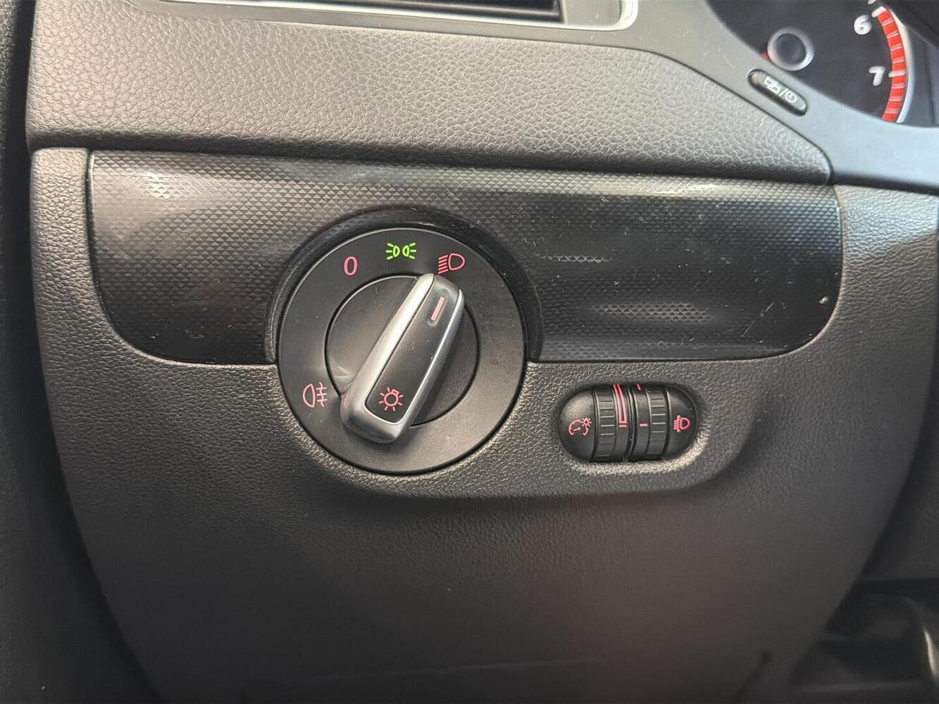 Volkswagen Jetta vaihtoauto