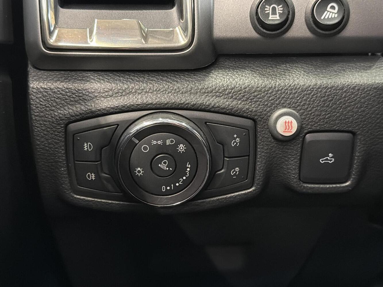 Ford Ranger vaihtoauto