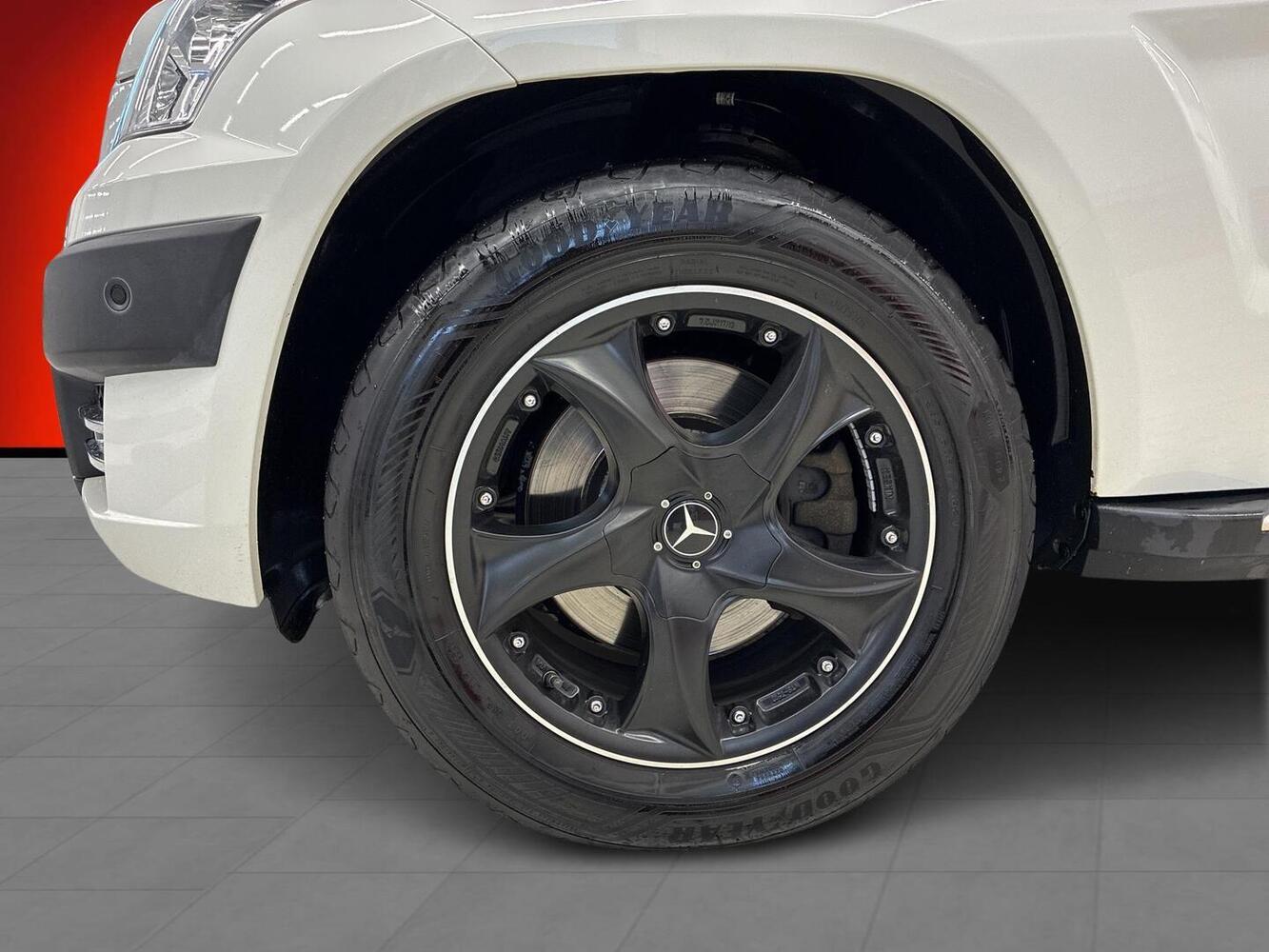 Mercedes-Benz GLK vaihtoauto