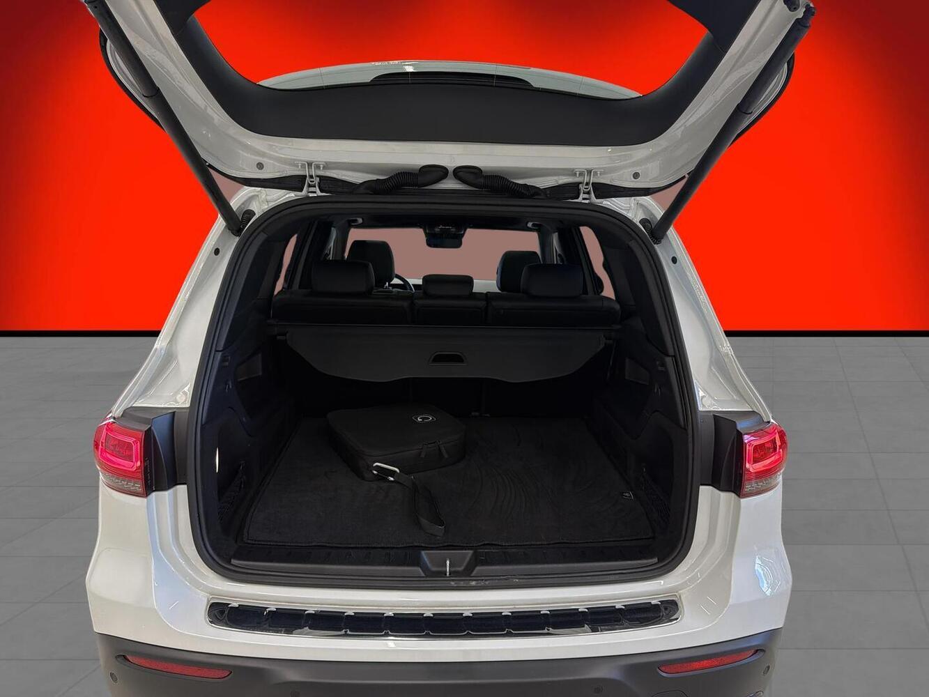 Mercedes-Benz EQB vaihtoauto