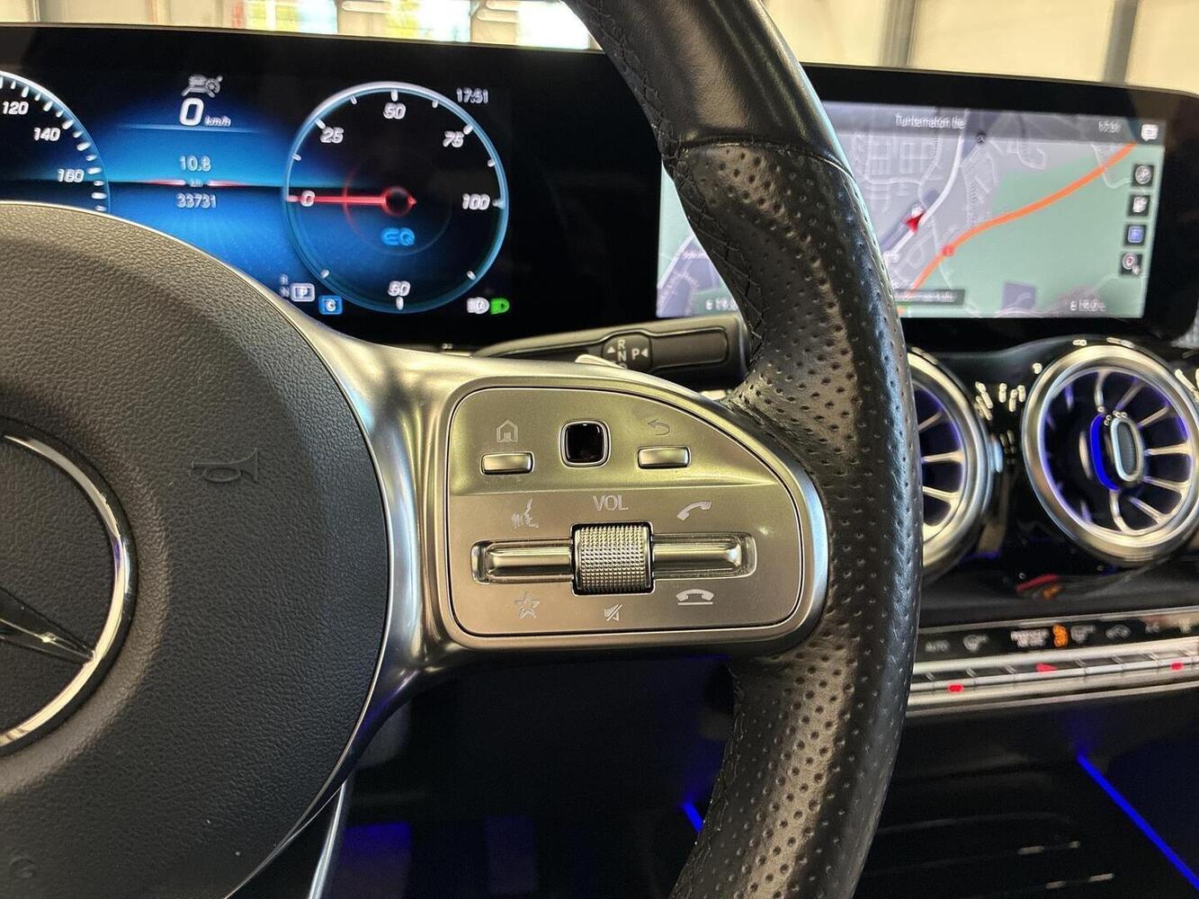 Mercedes-Benz EQB vaihtoauto