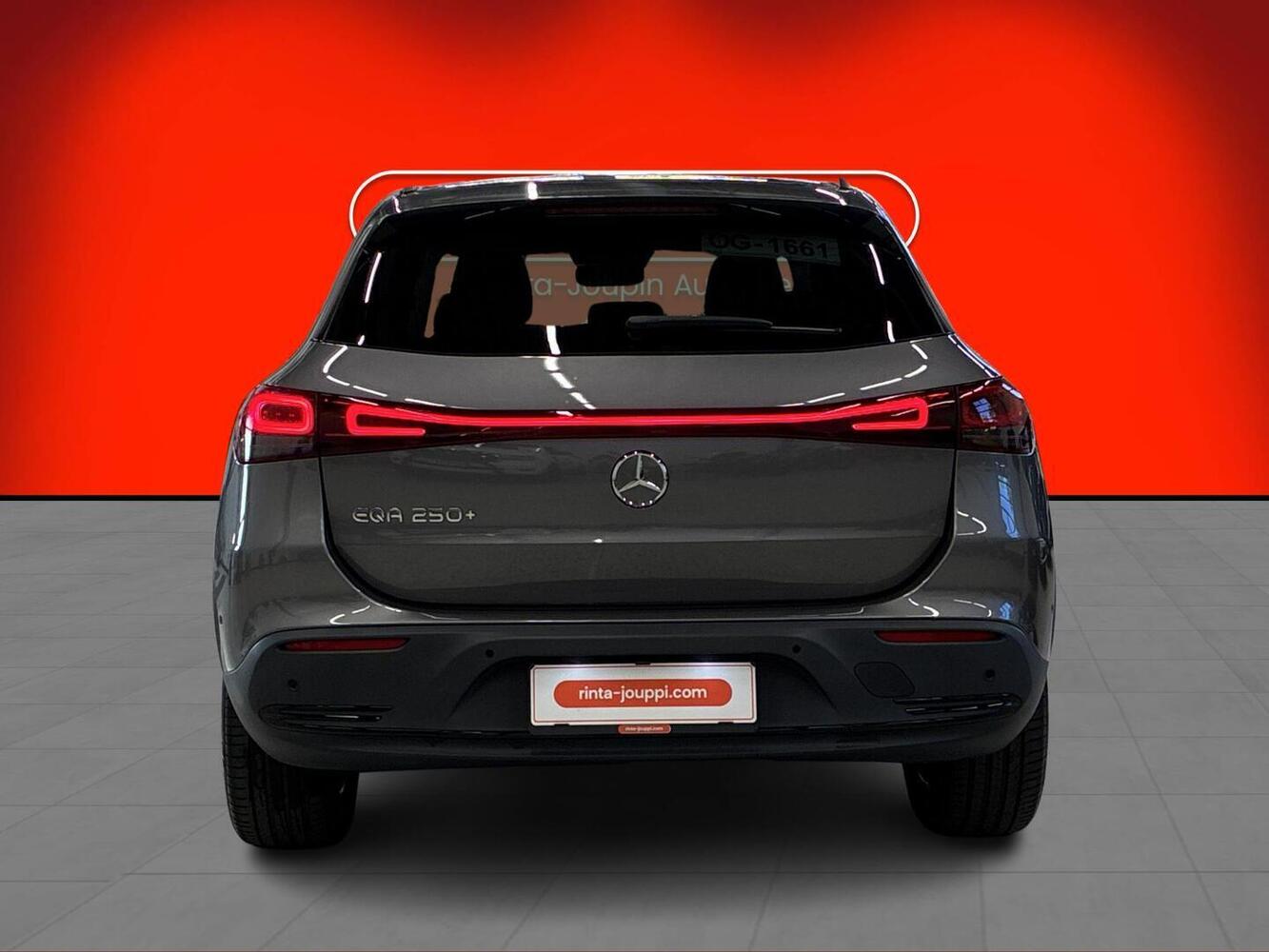Mercedes-Benz EQA vaihtoauto