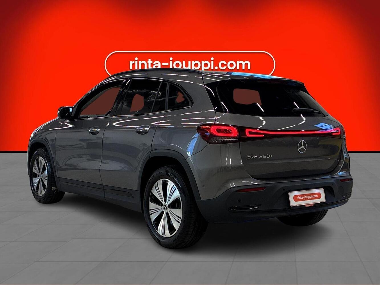 Mercedes-Benz EQA vaihtoauto