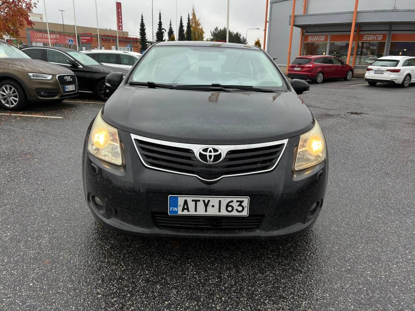Toyota Avensis vaihtoauto