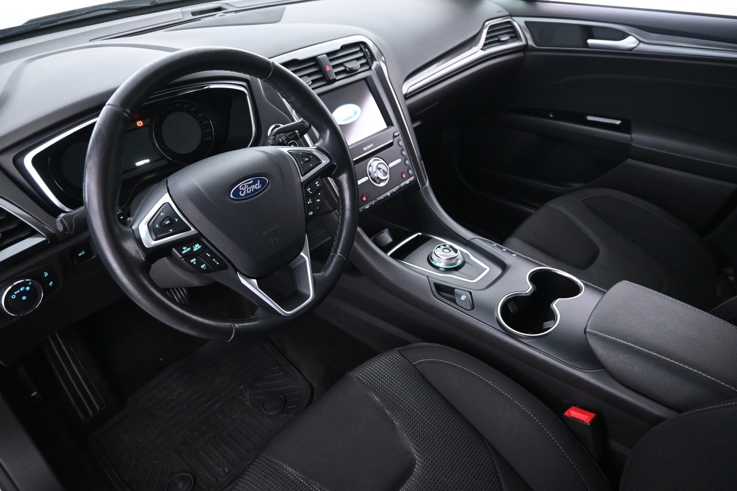 Ford Mondeo vaihtoauto
