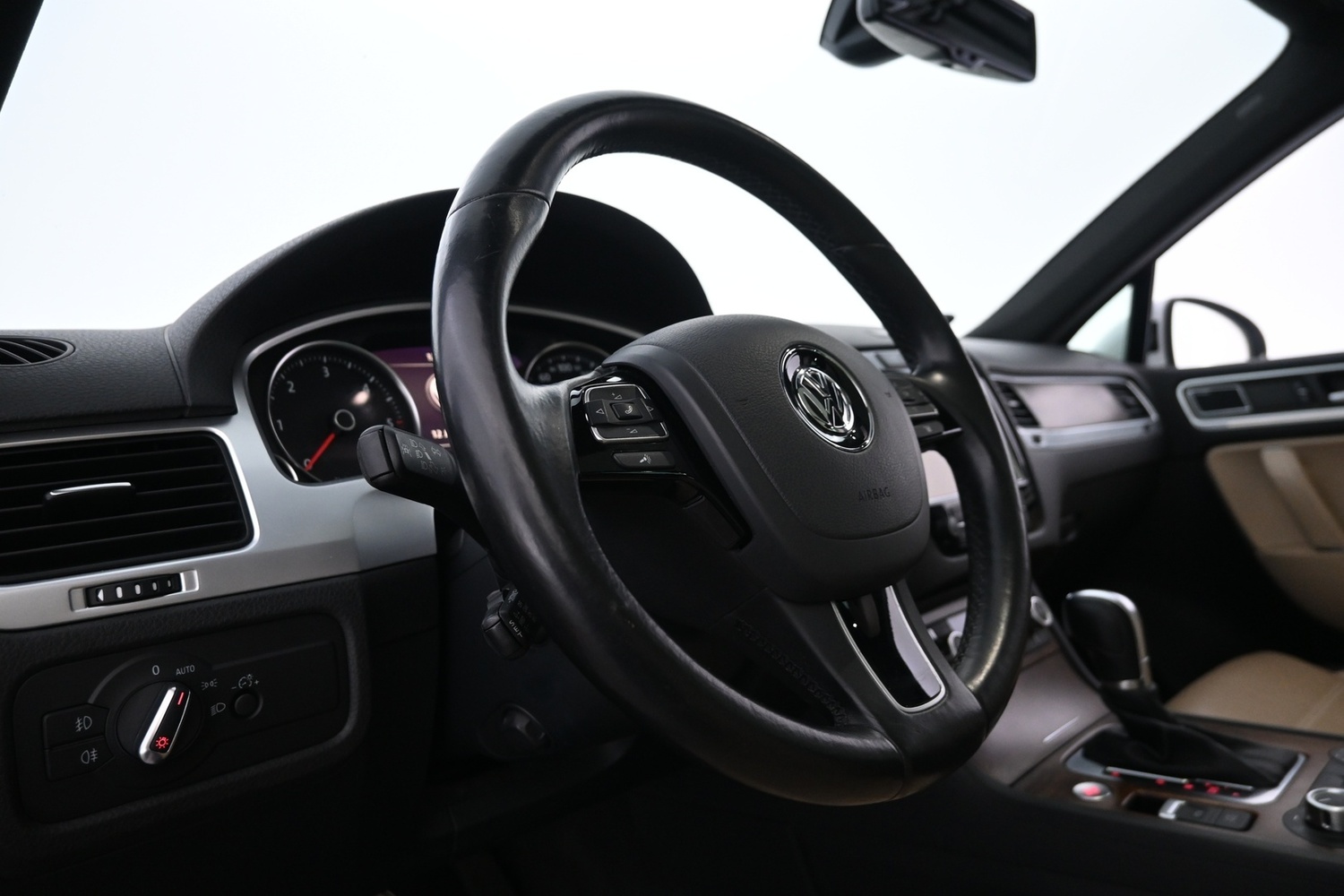Volkswagen Touareg vaihtoauto
