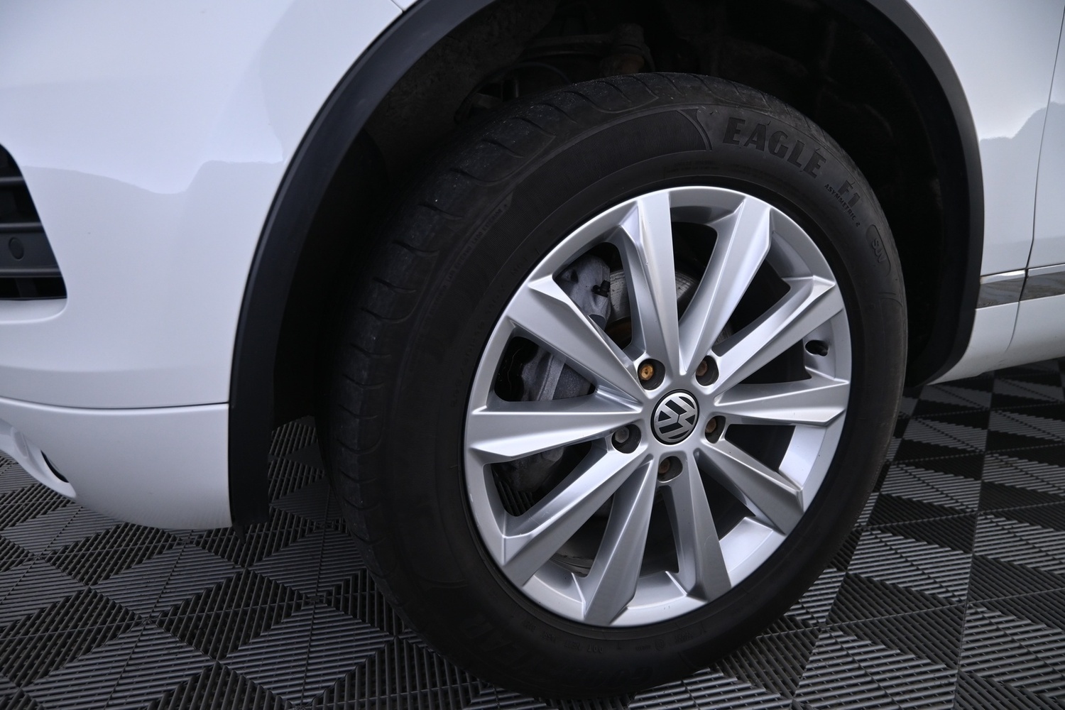 Volkswagen Touareg vaihtoauto