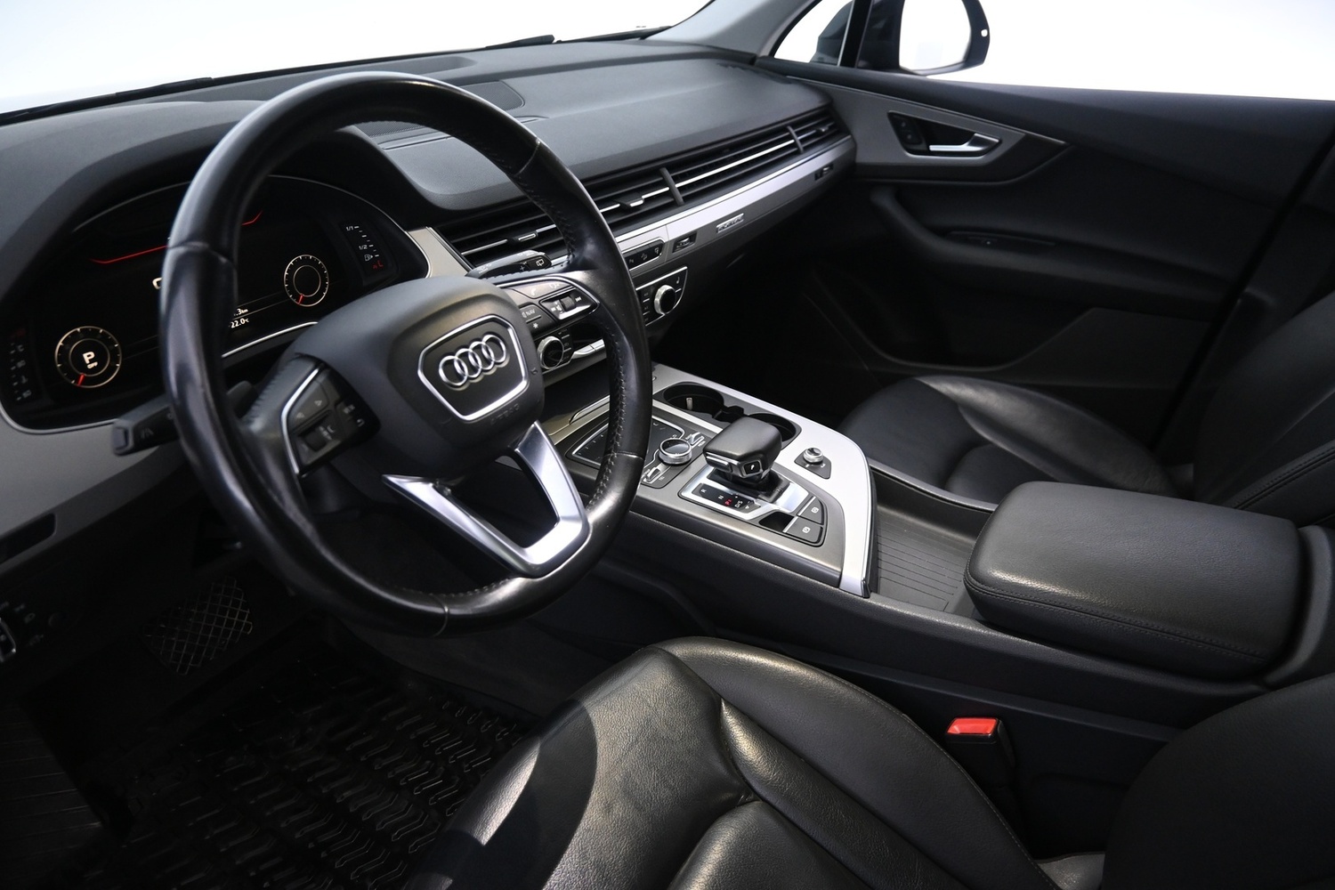 Audi Q7 vaihtoauto