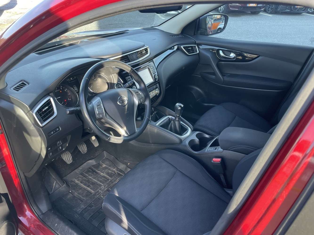 Nissan Qashqai vaihtoauto
