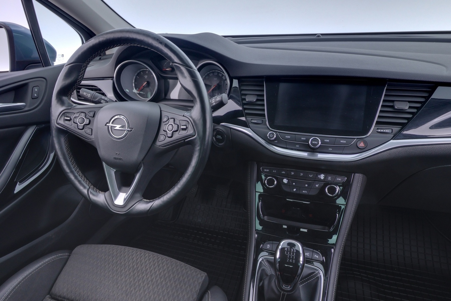 Opel Astra vaihtoauto